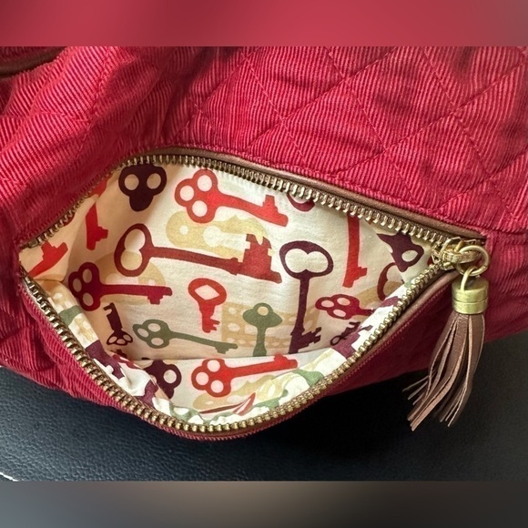 Vera Bradley Red Corduroy XL hobo bag EUC‌‌‌‌‌‌ - Picture 16 of 17